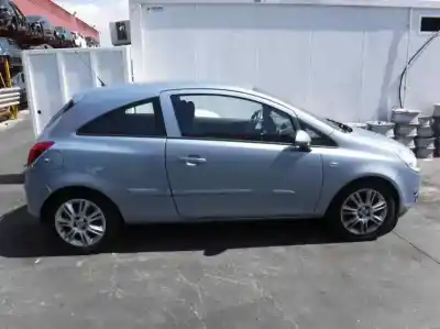 Veicolo di demolizione opel corsa d enjoy dell'anno 2007 alimentato z12xep