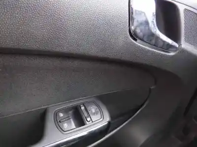 Veicolo di demolizione opel corsa d enjoy dell'anno 2007 alimentato z12xep