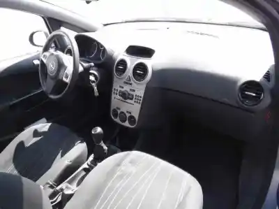 Veicolo di demolizione opel corsa d enjoy dell'anno 2007 alimentato z12xep