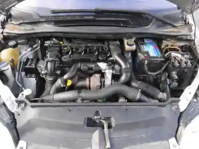 Véhicule à la ferraille citroen c4 berlina vtr plus de l'année 2004 alimenté 9hy