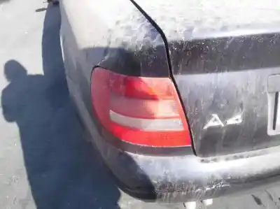 Veículo de Sucata audi a4 berlina (b5) 2.5 v6 24v tdi do ano 2000 alimentado akn