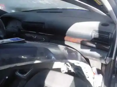 Veículo de Sucata audi a4 berlina (b5) 2.5 v6 24v tdi do ano 2000 alimentado akn