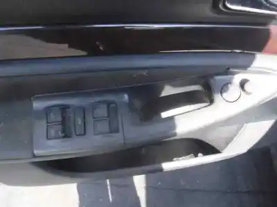 Veículo de Sucata audi a4 berlina (b5) 2.5 v6 24v tdi do ano 2000 alimentado akn