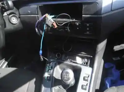 Véhicule à la ferraille bmw serie 3 coupe (e46) 318 ci de l'année 2003 alimenté n42b20a