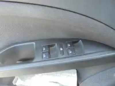 Sloopvoertuig seat toledo (5p2) reference van het jaar 2006 aangedreven bxe