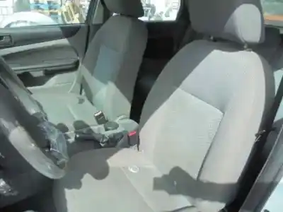 Vehicul casat ford focus lim. (cb4) business al anului 2009 alimentat hhda