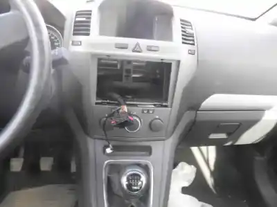 Scrapping Vehicle opel zafira b cosmo of the year 2006 powered z19dt