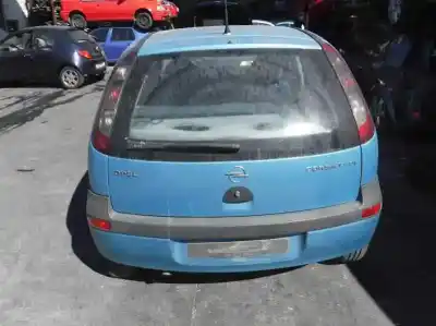 Sloopvoertuig opel corsa c comfort van het jaar 2001 aangedreven y17dtl