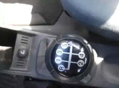 Sloopvoertuig opel corsa c comfort van het jaar 2001 aangedreven y17dtl