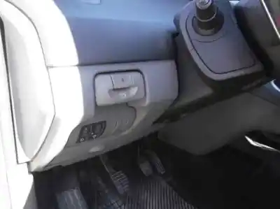 Veículo de Sucata renault scenic ii grand confort expression do ano 2004 alimentado f9qd8