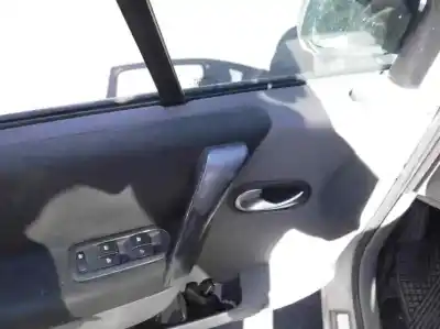 Veículo de Sucata renault scenic ii grand confort expression do ano 2004 alimentado f9qd8