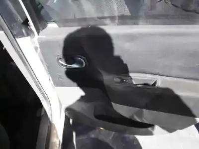 Veículo de Sucata renault scenic ii grand confort expression do ano 2004 alimentado f9qd8