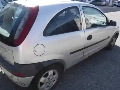 Veículo de Sucata opel corsa c comfort do ano 2001 alimentado y17dt