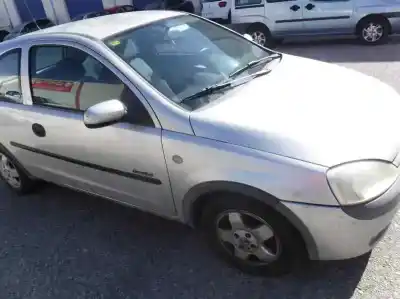 Veículo de Sucata opel corsa c comfort do ano 2001 alimentado y17dt