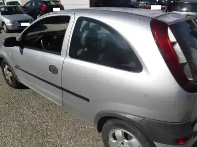 Veículo de Sucata opel corsa c comfort do ano 2001 alimentado y17dt