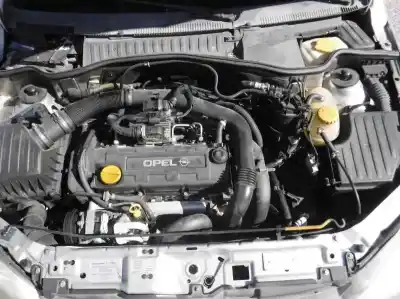 Veículo de Sucata opel corsa c comfort do ano 2001 alimentado y17dt