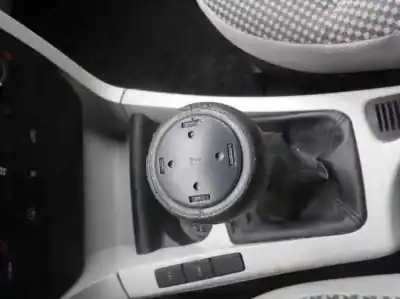 Veículo de Sucata fiat stilo multi wagon (192) 1.9 jtd 140 dynamic multijet do ano 2004 alimentado 192a5000