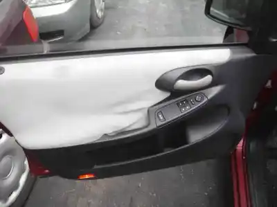 Veículo de Sucata fiat stilo multi wagon (192) 1.9 jtd 140 dynamic multijet do ano 2004 alimentado 192a5000