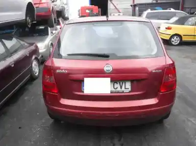 Veículo de Sucata fiat stilo multi wagon (192) 1.9 jtd 140 dynamic multijet do ano 2004 alimentado 192a5000