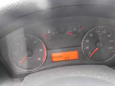 Veículo de Sucata fiat stilo multi wagon (192) 1.9 jtd 140 dynamic multijet do ano 2004 alimentado 192a5000