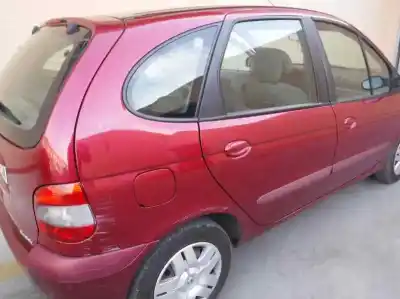 Veicolo di demolizione renault scenic (ja..) 1.6 16v dynamique (ja0b/11) dell'anno 2002 alimentato k4ma7