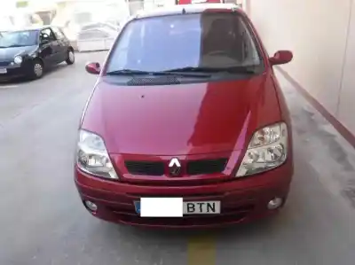 Veicolo di demolizione renault scenic (ja..) 1.6 16v dynamique (ja0b/11) dell'anno 2002 alimentato k4ma7