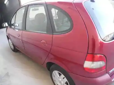 Veicolo di demolizione renault scenic (ja..) 1.6 16v dynamique (ja0b/11) dell'anno 2002 alimentato k4ma7