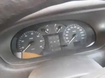 Veicolo di demolizione renault scenic (ja..) 1.6 16v dynamique (ja0b/11) dell'anno 2002 alimentato k4ma7