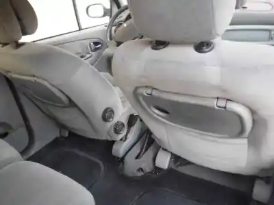 Veicolo di demolizione renault scenic (ja..) 1.6 16v dynamique (ja0b/11) dell'anno 2002 alimentato k4ma7