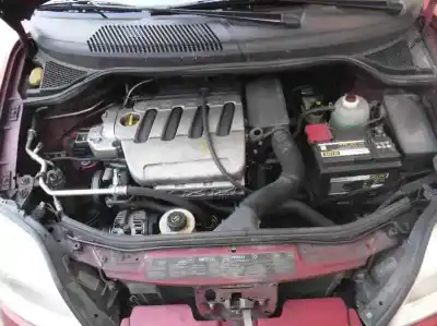 Veicolo di demolizione renault scenic (ja..) 1.6 16v dynamique (ja0b/11) dell'anno 2002 alimentato k4ma7