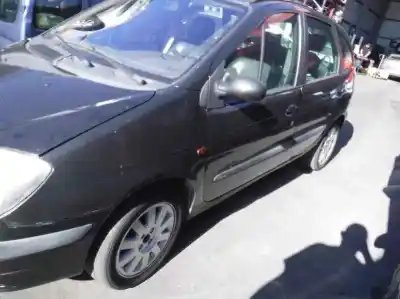Scrapping Vehicle renault scenic (ja..) 1.9 dci authentique of the year 2002 powered f9qk7