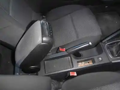 Veículo de Sucata audi a3 (8p) 1.6 ambiente do ano 2003 alimentado bgu