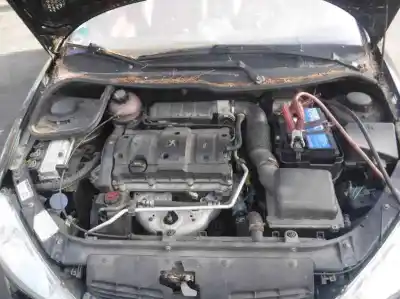 Veículo de Sucata peugeot 206 cc cc do ano 2003 alimentado nfu