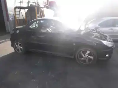 Veículo de Sucata peugeot 206 cc cc do ano 2003 alimentado nfu