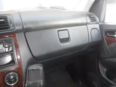 Veículo de Sucata mercedes-benz clase m (w163) 270 cdi (163.113) do ano 2003 alimentado 612963