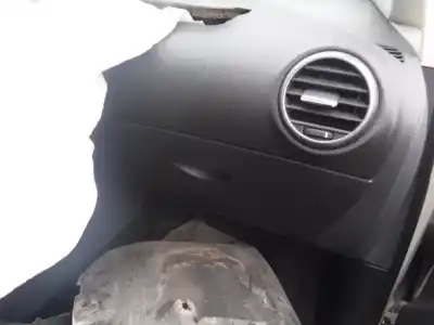 Veículo de Sucata seat leon (1p1) reference do ano 2009 alimentado bls