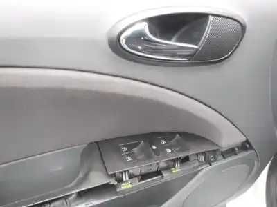 Veículo de Sucata seat leon (1p1) reference do ano 2009 alimentado bls