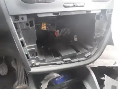 Veículo de Sucata seat leon (1p1) reference do ano 2009 alimentado bls