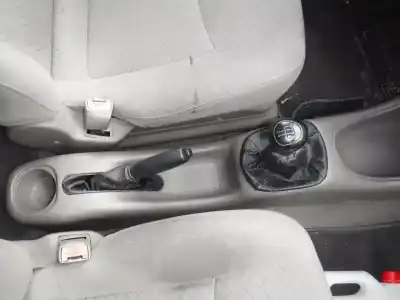 Sloopvoertuig daewoo tacuma sx van het jaar 2004 aangedreven a16dms