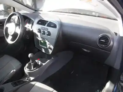 Veículo de Sucata seat leon (1p1) reference do ano 2005 alimentado bkc