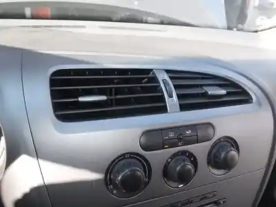 Veículo de Sucata seat leon (1p1) reference do ano 2005 alimentado bkc