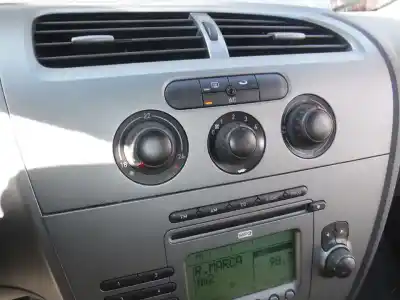 Veículo de Sucata seat leon (1p1) reference do ano 2005 alimentado bkc