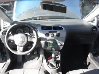 Veículo de Sucata seat leon (1p1) reference do ano 2005 alimentado bkc