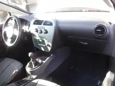 Veículo de Sucata seat leon (1p1) reference do ano 2005 alimentado bkc