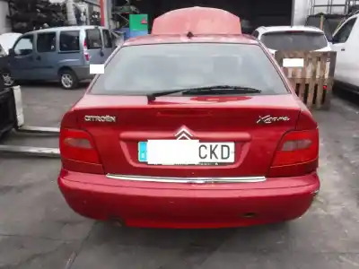Véhicule à la ferraille citroen xsara berlina 1.6i 16v premier de l'année 2003 alimenté nfu