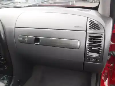 Véhicule à la ferraille citroen xsara berlina 1.6i 16v premier de l'année 2003 alimenté nfu