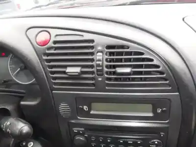 Véhicule à la ferraille citroen xsara berlina 1.6i 16v premier de l'année 2003 alimenté nfu