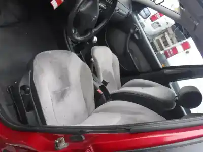 Véhicule à la ferraille citroen xsara berlina 1.6i 16v premier de l'année 2003 alimenté nfu