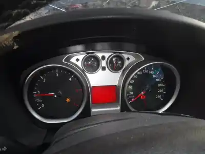 Veicolo di demolizione ford focus lim. (cb4) titanium dell'anno 2010 alimentato g8db