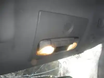 Veicolo di demolizione ford focus lim. (cb4) titanium dell'anno 2010 alimentato g8db